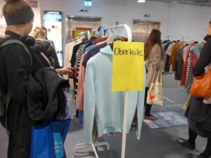 kleidertauschparty12.11.23cGreenpeace Hamburg(2).jpeg